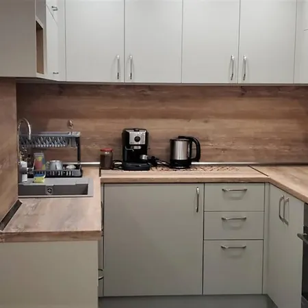 Уютно И Удобно Място За Разходки И Плаж. Apartment